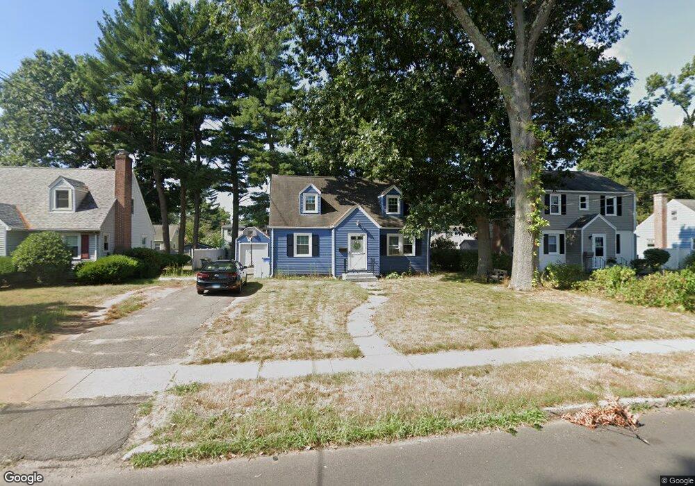 712 Center St, Manchester, CT 06040 - photo 1