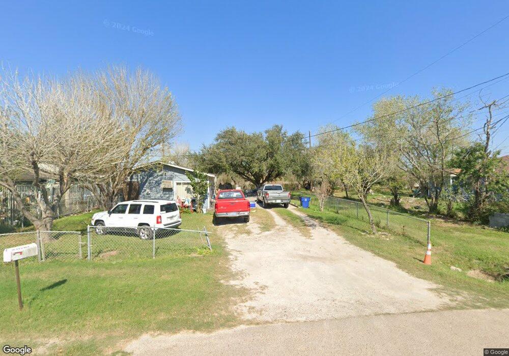 1805 N De la Rosa Dr, Donna, TX 78537 - photo 1