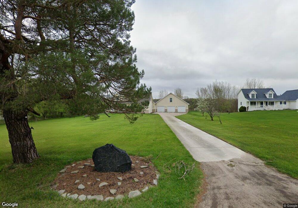 10449 Hill Rd, Swartz Creek, MI 48473 - photo 1