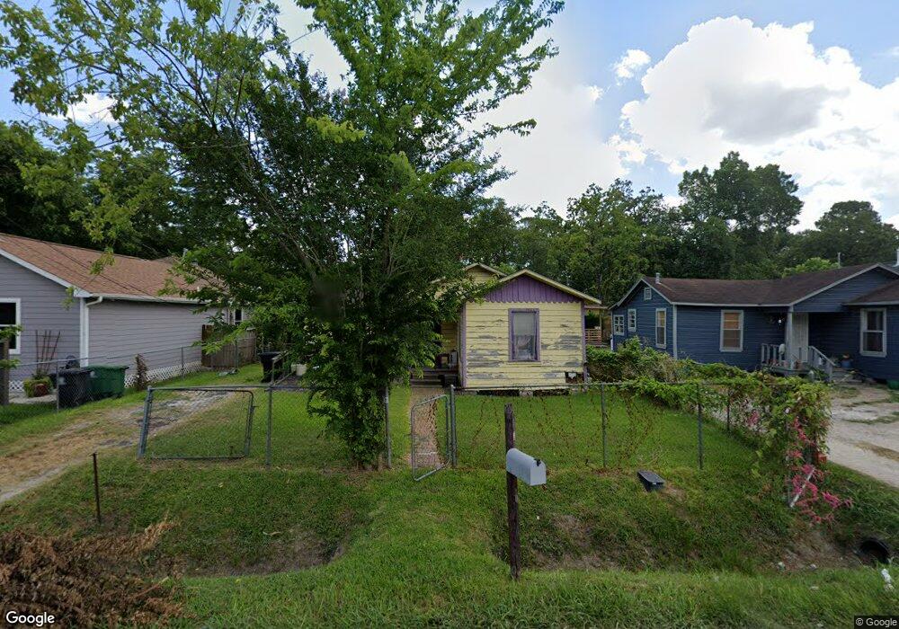 6818 Bunche Dr, Houston, TX 77091 - photo 1