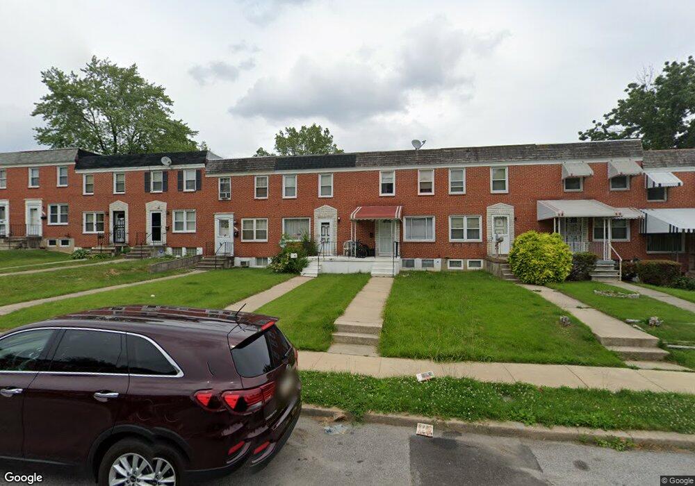 567 Lucia Ave, Baltimore, MD 21229 - photo 1