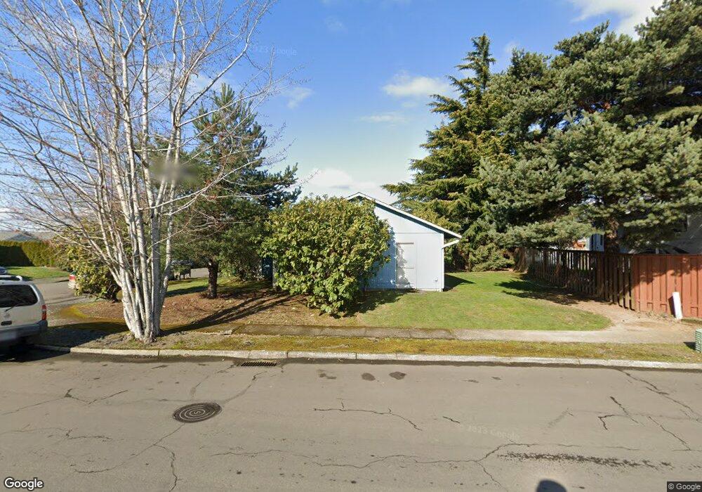 2238 SW Townsend Ct, Troutdale, OR 97060 - photo 1