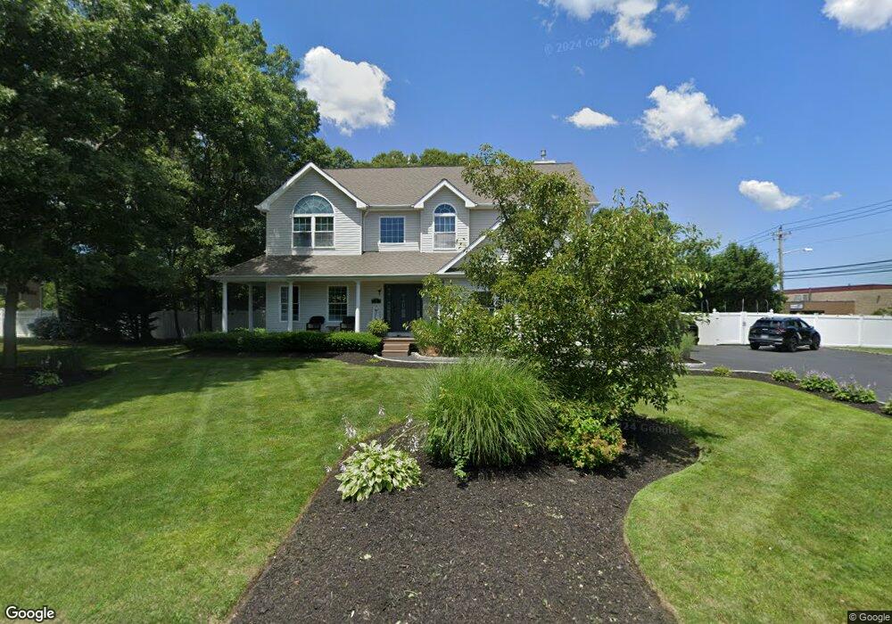 3 Alexander Diguardia Blvd, Holtsville, NY 11742 - photo 1