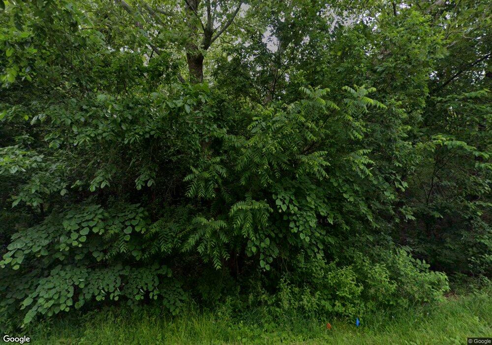 1424 NW Carlson Rd, Topeka, KS 66615 - photo 1