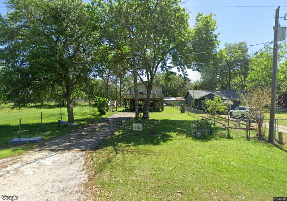 2218 Ross St, Bay City, TX 77414 - photo 1