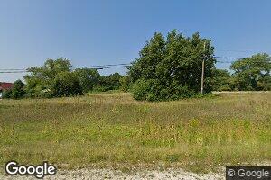 3211 S 27th St, Franksville, WI 53126