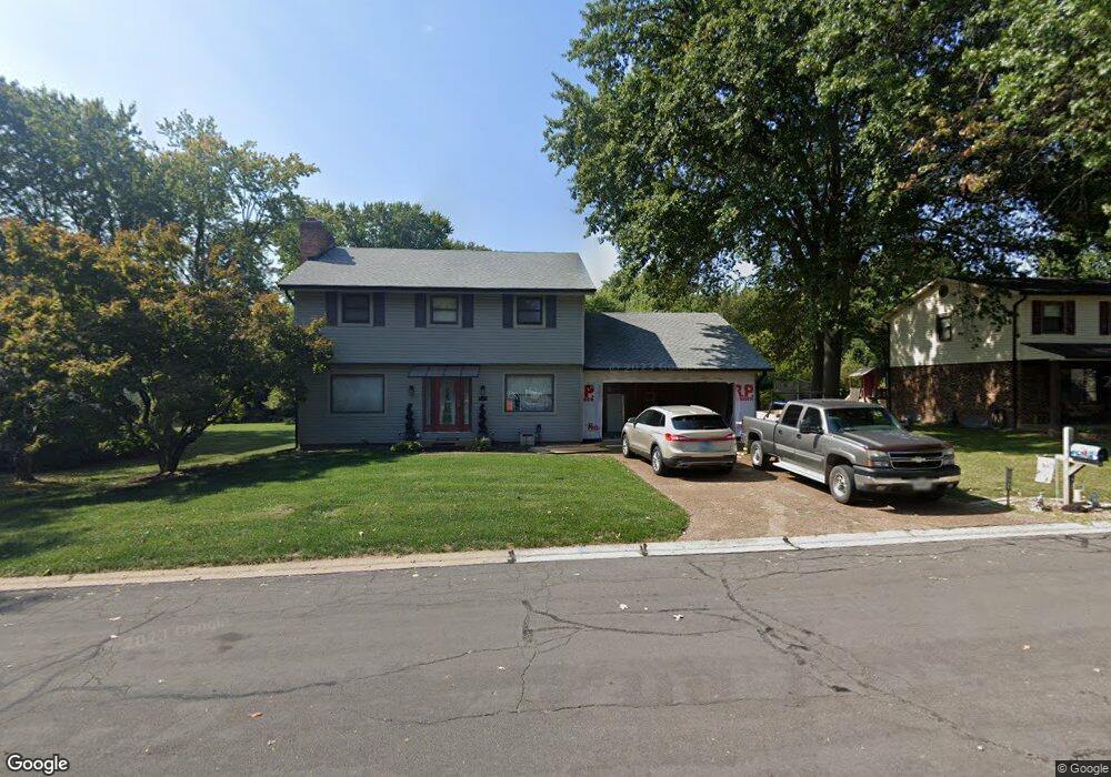 2007 Ravenwood Dr, Collinsville, IL 62234 - photo 1