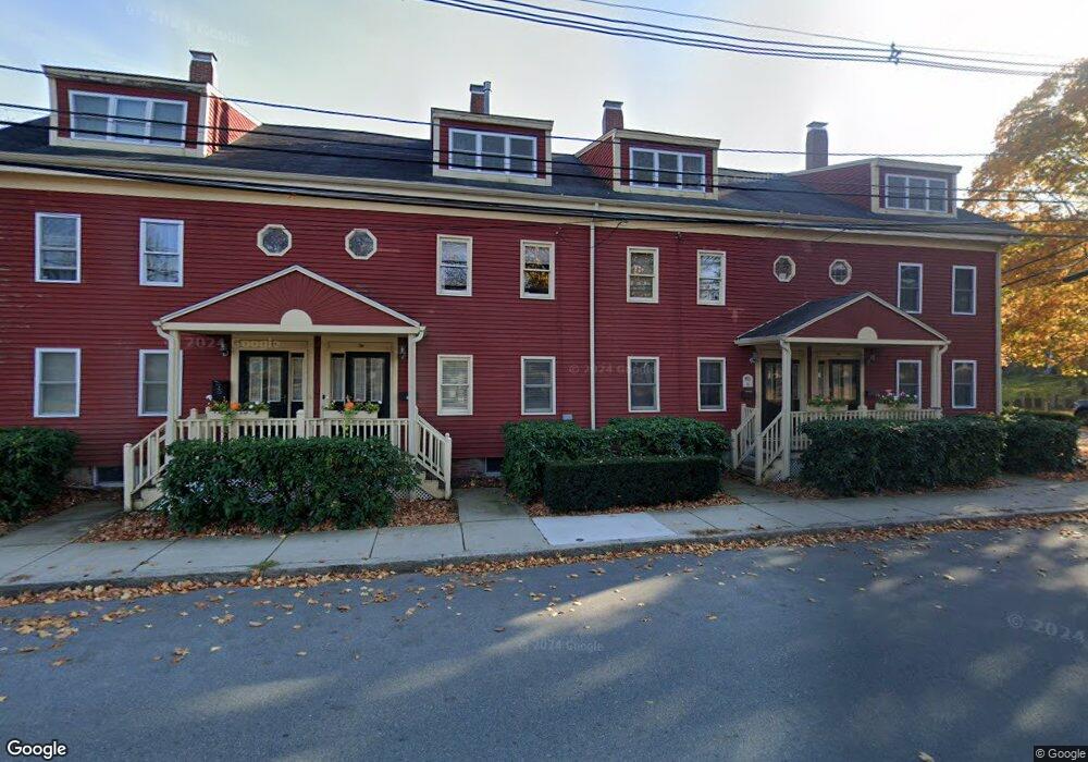 37 Pond St unit 43, Newburyport, MA 01950 - photo 1