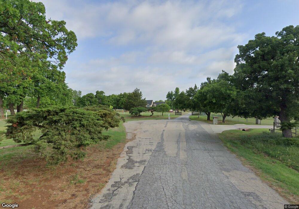 2701 Redbud Ln, Edmond, OK 73025 - photo 1