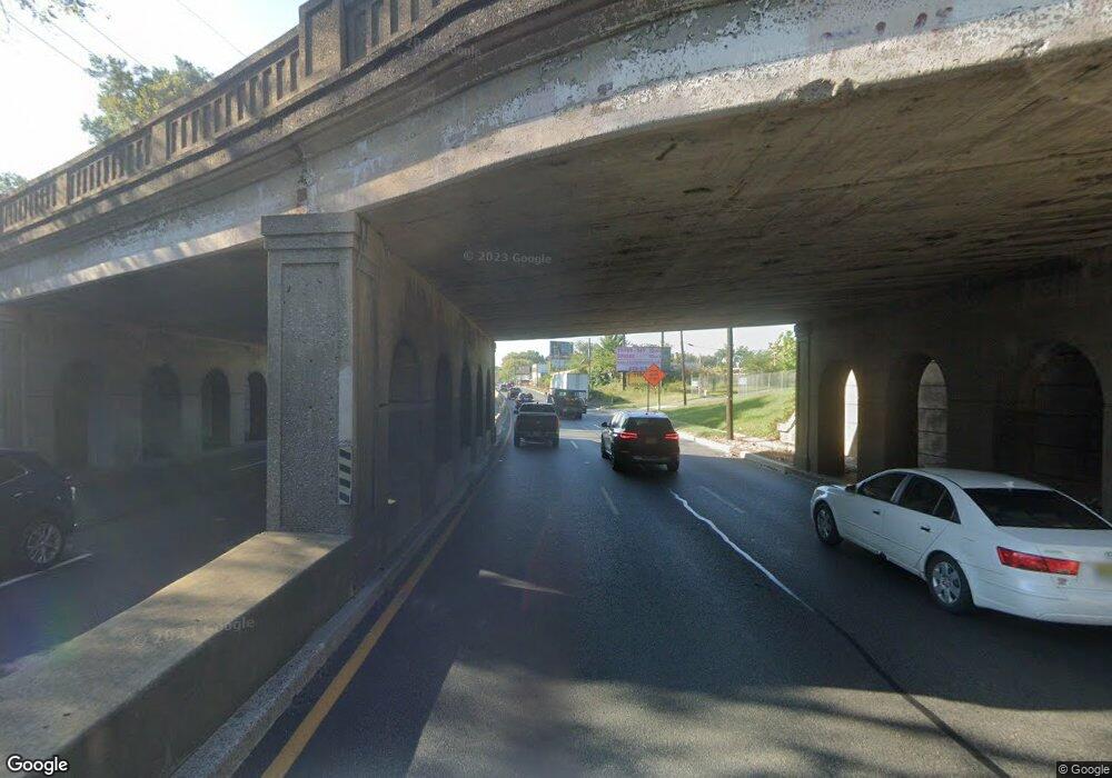 2041 Crescent Blvd, Camden, NJ 08104 - photo 1