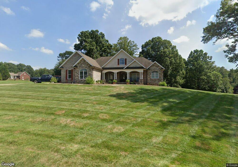 121 Sandalwood Ln, Statesville, NC 28625 - photo 1