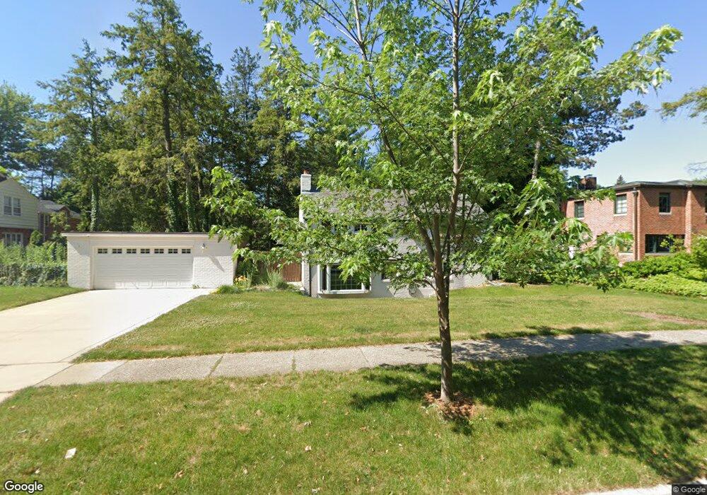 123 Merriweather Rd, Grosse Pointe Farms, MI 48236 - photo 1