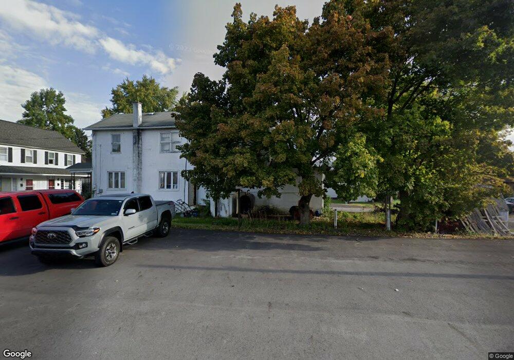 202 Davis Ct, Taylor, PA 18517 - photo 1