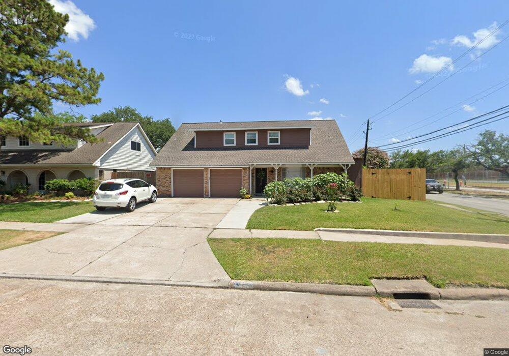 9967 Kirkdale Dr, Houston, TX 77089 - photo 1