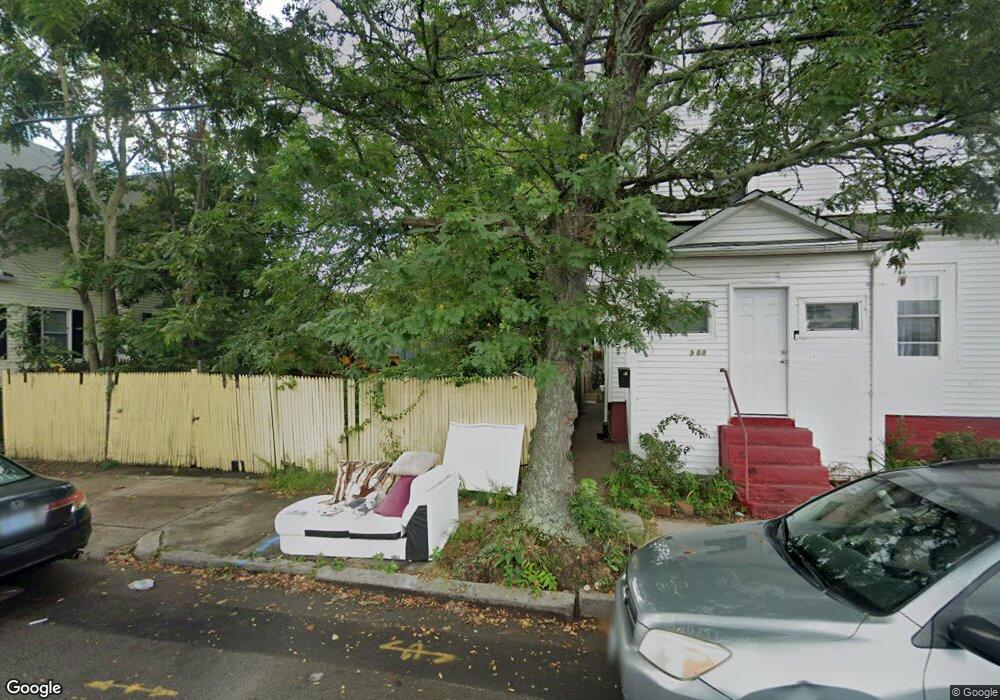 376 Smith St, Cranston, RI 02905 - photo 1