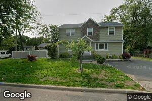 61 W Ramapo Rd, Garnerville, NY 10923