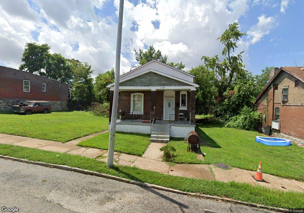 4480 Penrose St, Saint Louis, MO 63115 - photo 1