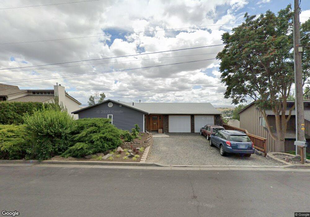 304 NW Ingram Ln, Pendleton, OR 97801 - photo 1