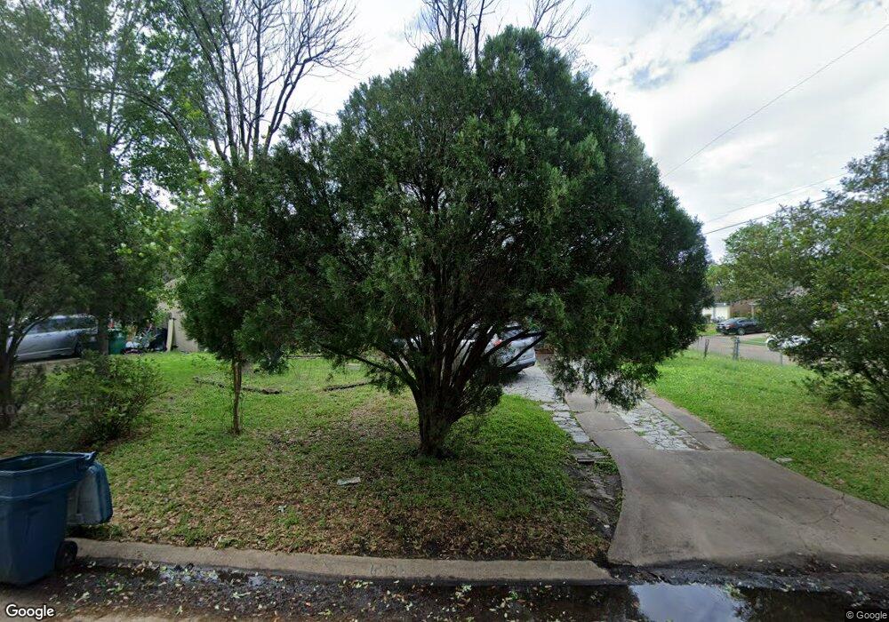 6117 Muskingum Ln, Houston, TX 77053 - photo 1