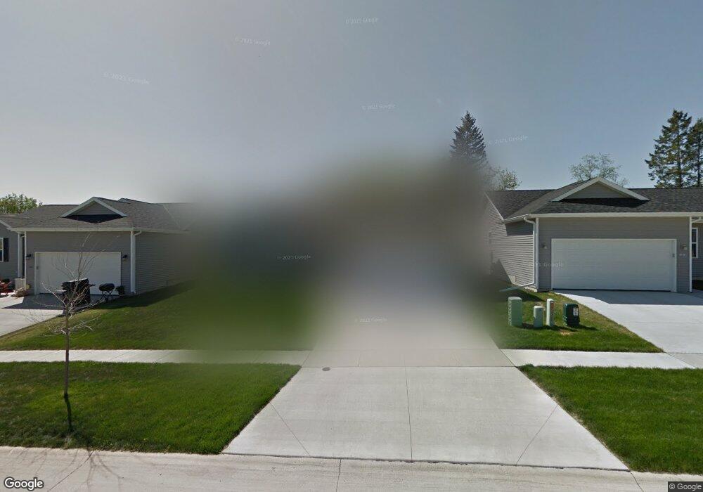 1816 Whispering Pines Ct SW, Cedar Rapids, IA 52404 - photo 1