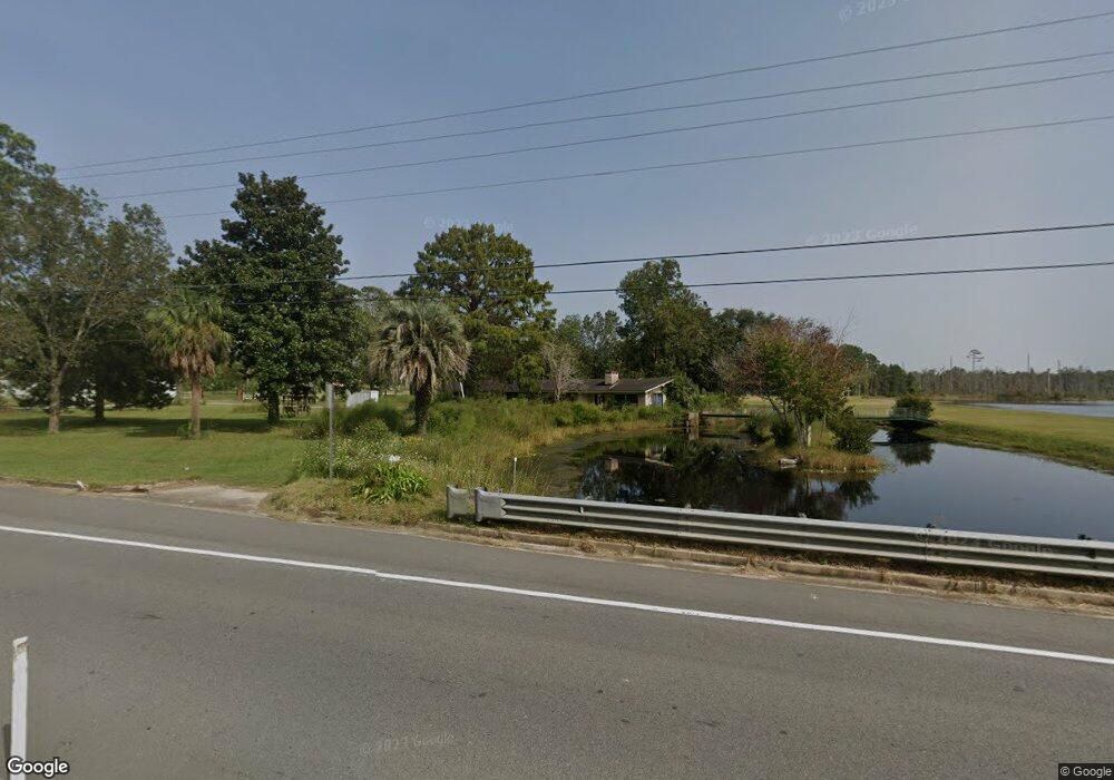 1862 N 1st St, Jesup, GA 31545 - photo 1