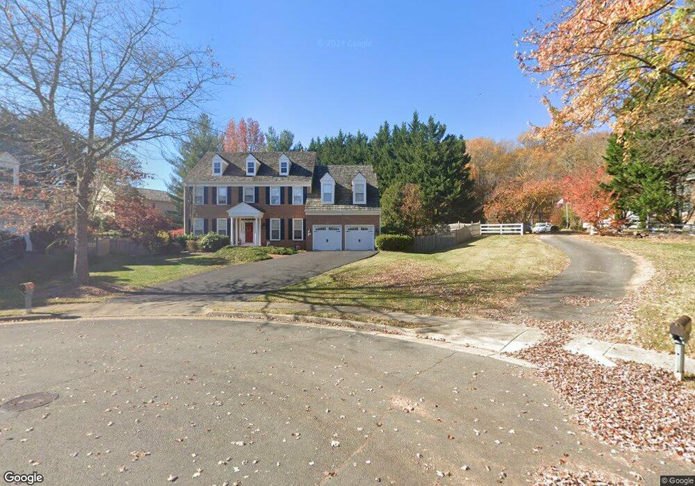 611 Cranwell Place SW, Leesburg, VA 20175 - photo 1