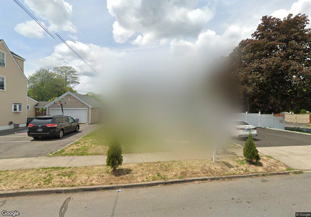 230 Vincellette St, Bridgeport, CT 06606 - photo 1