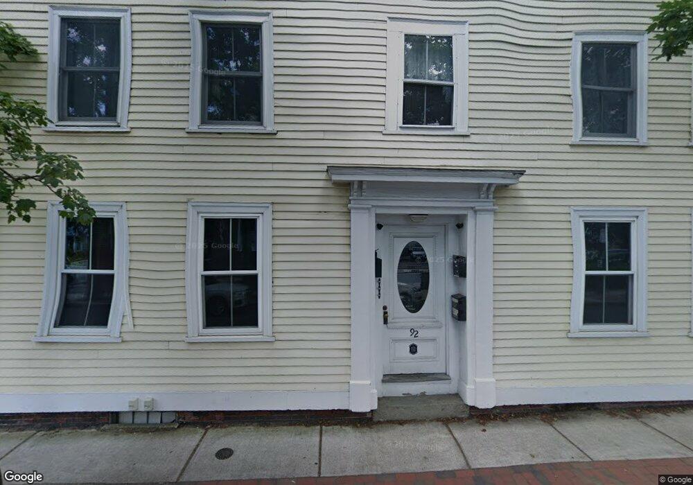 92 Derby St unit 3, Salem, MA 01970 - photo 1