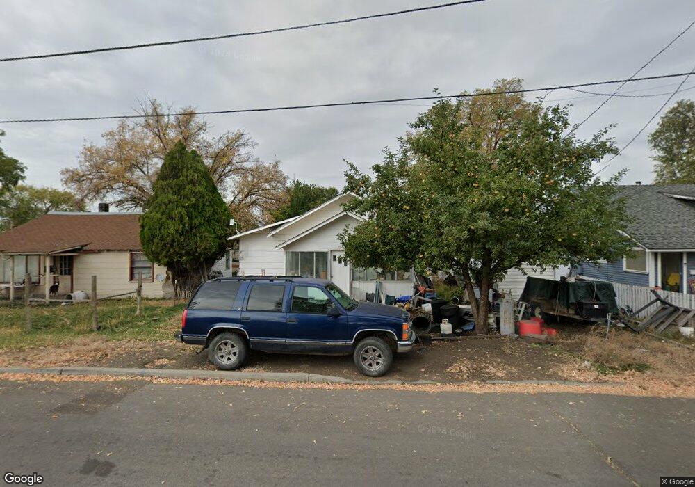 30 S M St, Lakeview, OR 97630 - photo 1