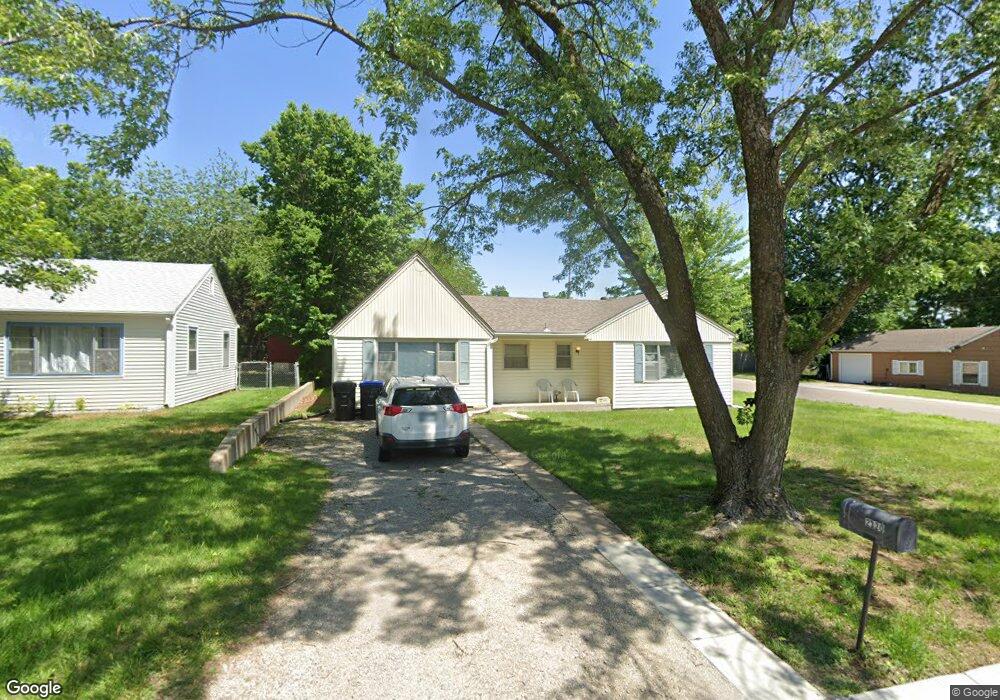 2320 SW Madeline Ln, Topeka, KS 66614 - photo 1
