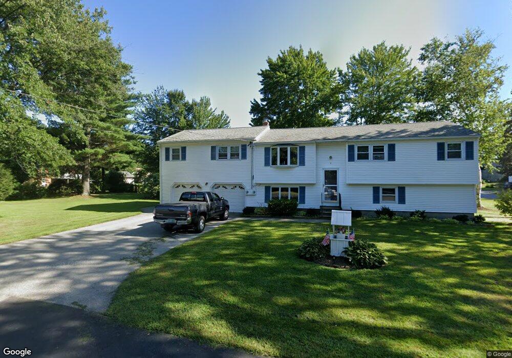 2 Kim Rd, Salem, NH 03079 - photo 1
