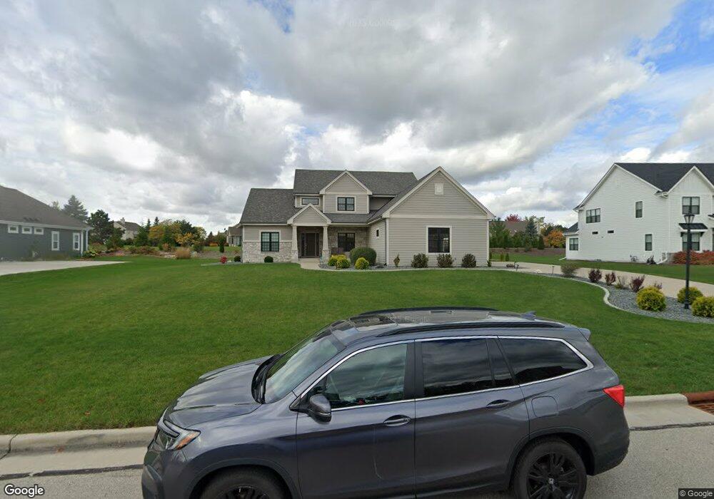 W132N6767 Westview Cir, Menomonee Falls, WI 53051 - photo 1