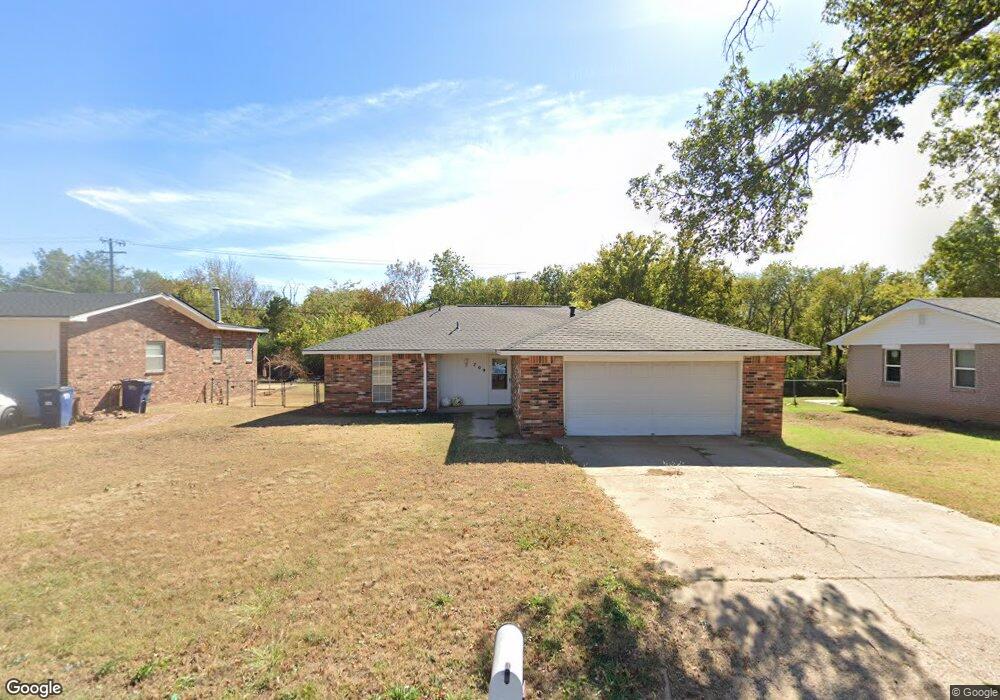 709 W 39th St, Shawnee, OK 74804 - photo 1