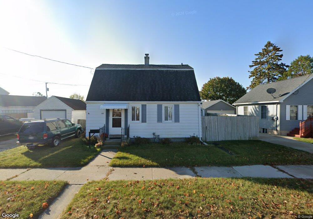 2321 9th St, Two Rivers, WI 54241 - photo 1