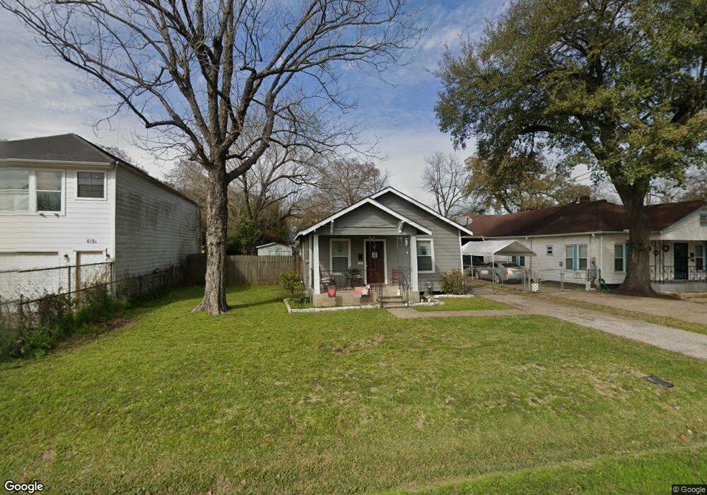 621 Melbourne St, Houston, TX 77022 - photo 1