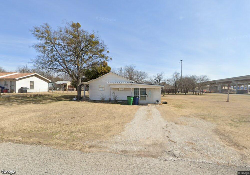 1604 N Colorado St, Decatur, TX 76234 - photo 1