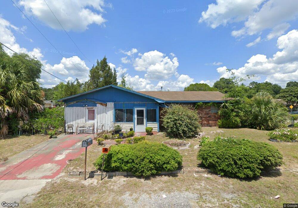 877 NW Wilson St, Lake City, FL 32055 - photo 1