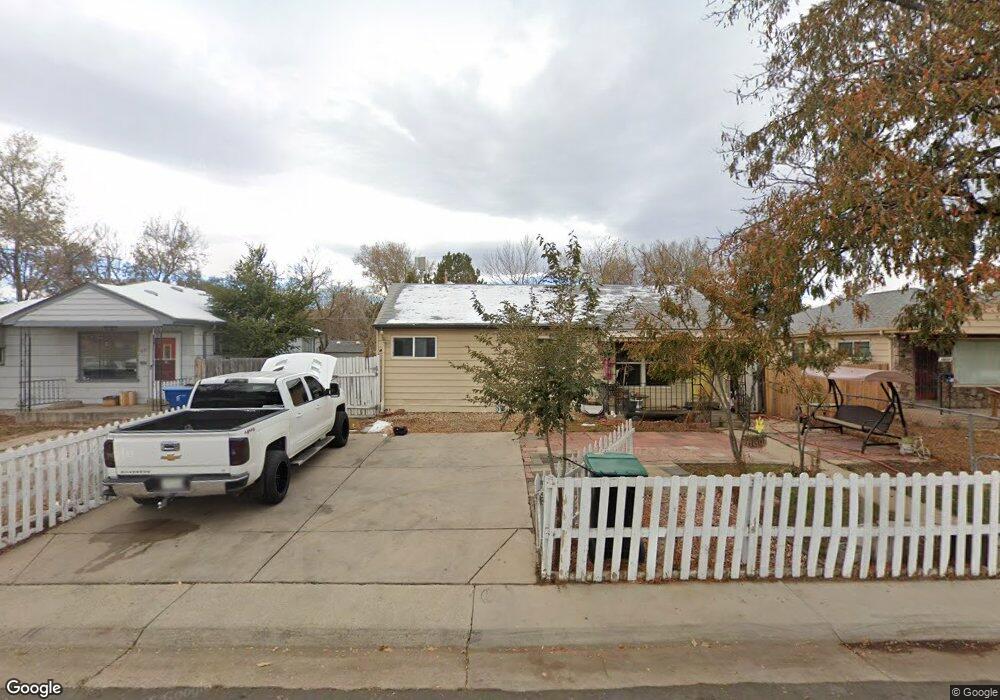 1609 Kingston St, Aurora, CO 80010 - photo 1