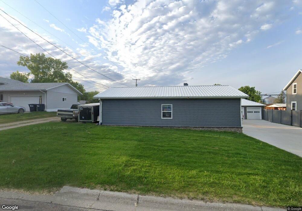 112 2nd Ave W, Turtle Lake, ND 58575 - photo 1