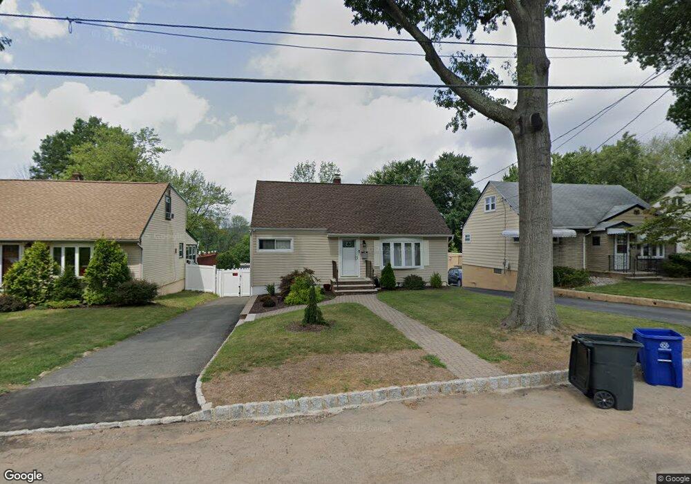 13 Phyllis Rd, West Orange, NJ 07052 - photo 1