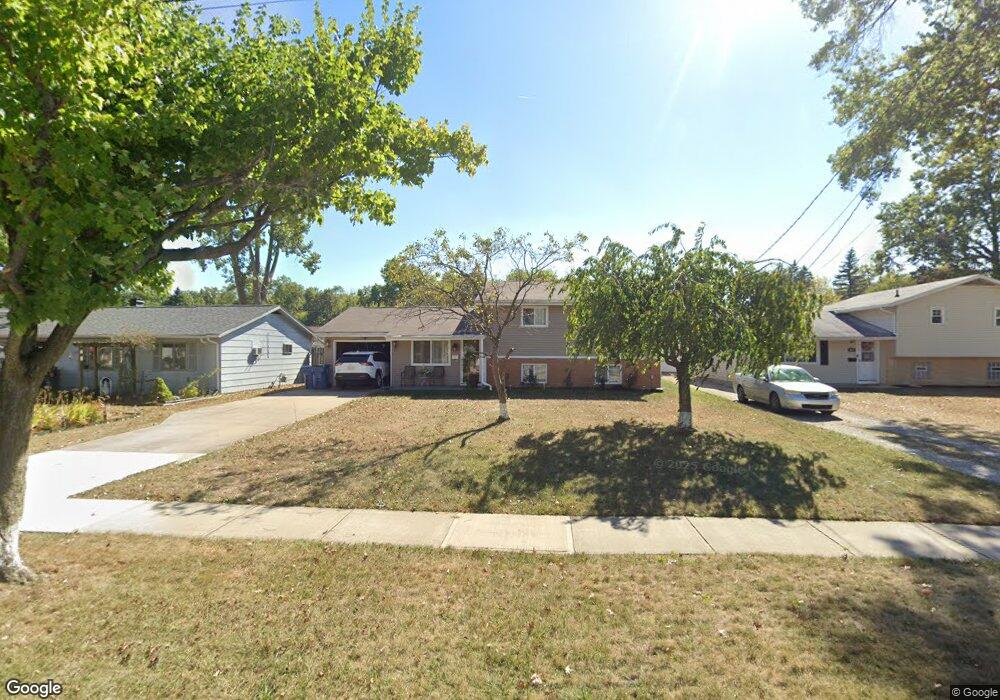 2038 E 41st St, Lorain, OH 44055 - photo 1