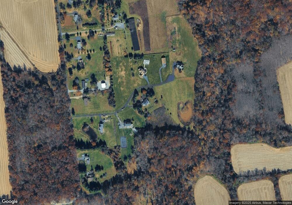 4 Manchester Ln, Pittstown, NJ 08867 - photo 1