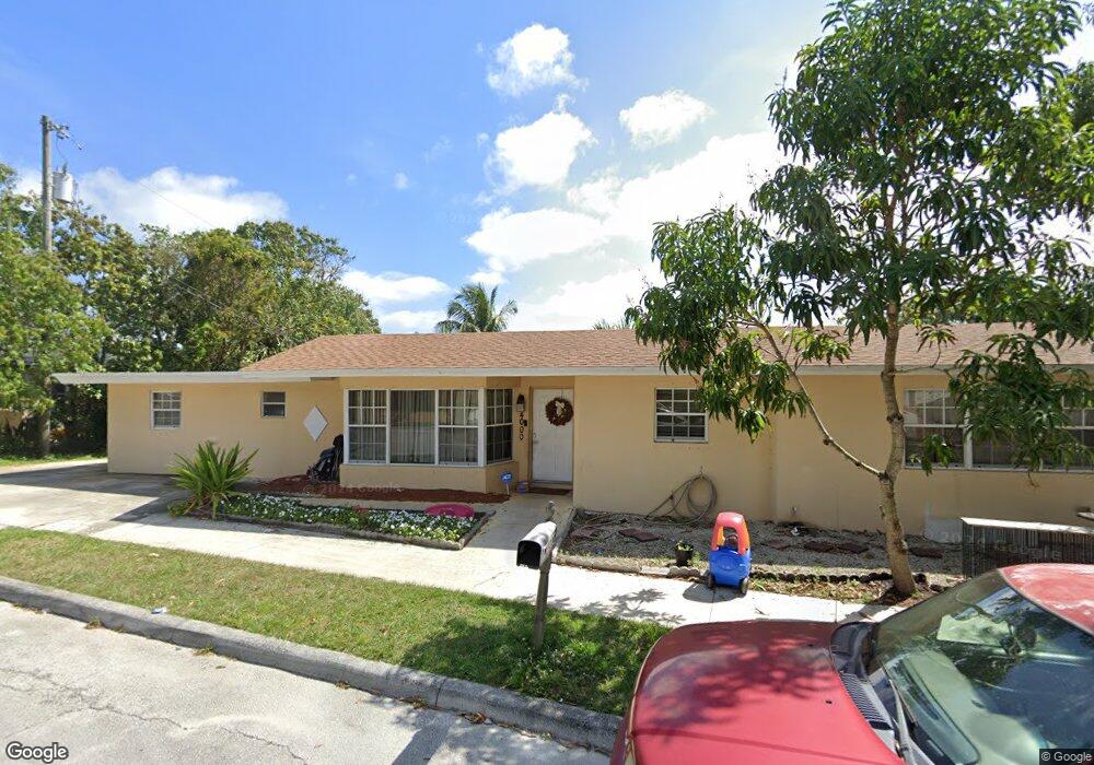 4000 Eastview Ave, West Palm Beach, FL 33407 - photo 1