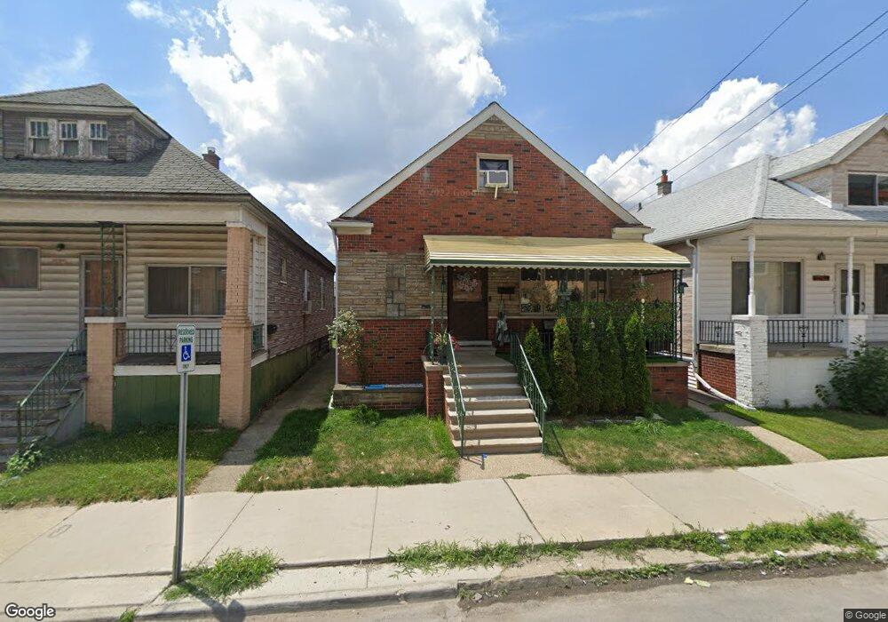 11405 Charest St, HamtraMcK, MI 48212 - photo 1