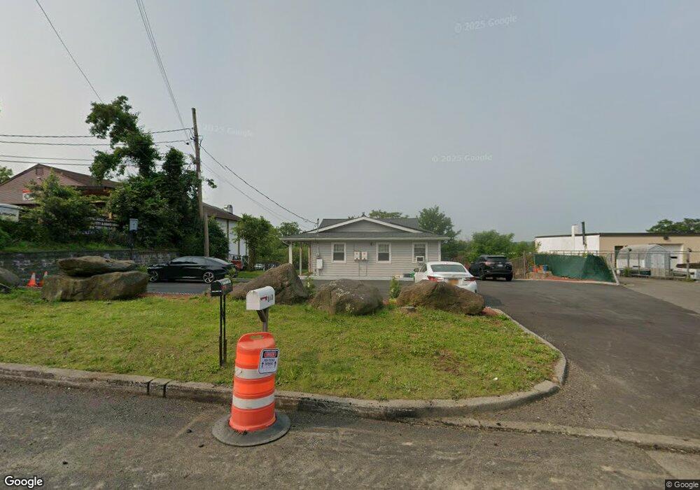 343 N Route 9w unit 2, Congers, NY 10920 - photo 1