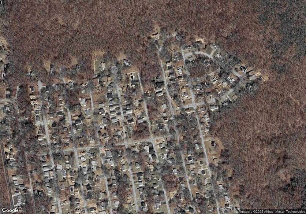 101 S Beechwood Rd, Niantic, CT 06357 - photo 1