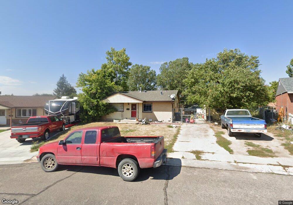 944 Hillcrest Rd, Cheyenne, WY 82001 - photo 1