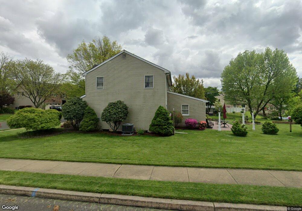 821 Highpointe Cir, Langhorne, PA 19047 - photo 1