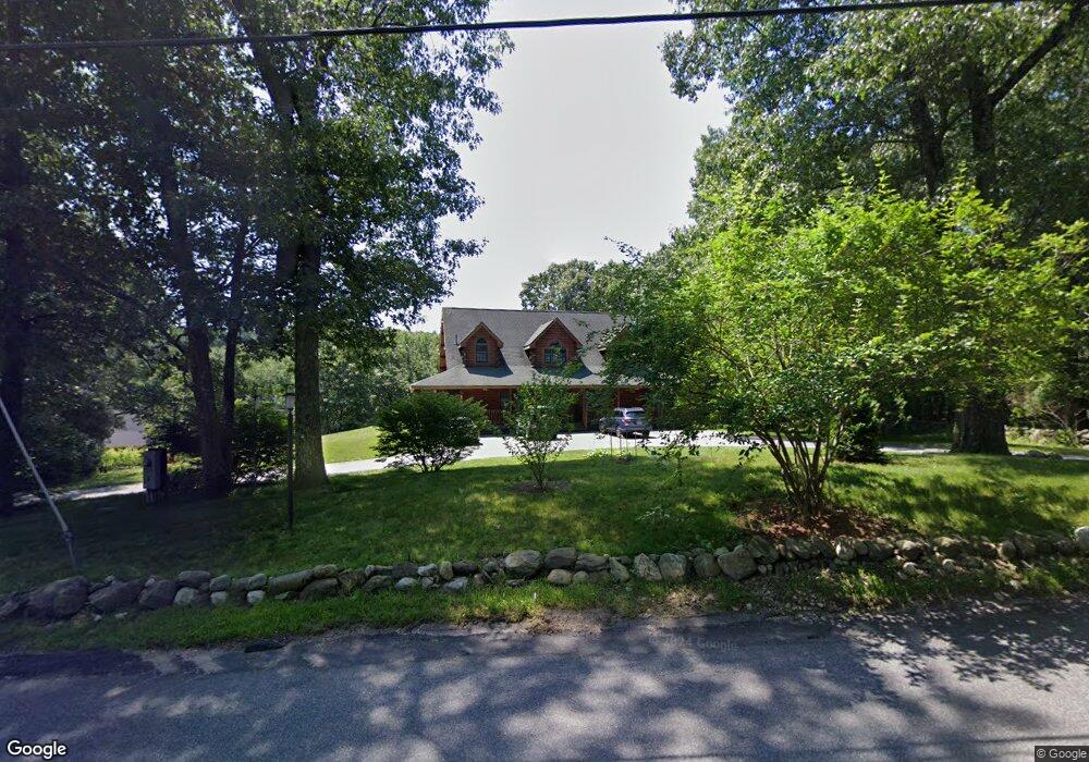 896 W Lowell Ave, Haverhill, MA 01832 - photo 1