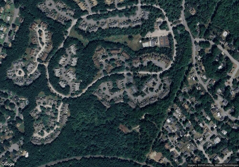 110 Ridgefield Cir unit B, Clinton, MA 01510 - photo 1